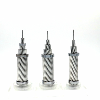 Fil ACSR résistant à la corrosion ASTM Conducteur en aluminium Cable renforcé en acier Haute résistance à la traction Basse corde pour l'électrification rurale